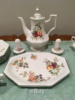 Johnson Brothers Fresh Fruit dinnerware set, china, octagonal