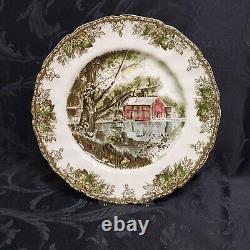 Johnson Brothers Friendly Village Rare Set of 12 Large Dinner Plates 10 5/8