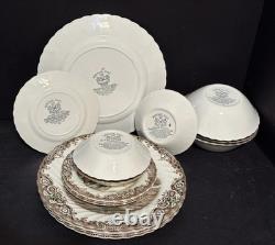 Johnson Brothers Heritage Hall 17 piece Dinnerware Lot (Plates & Bowls) England