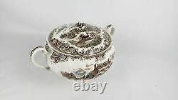 Johnson Brothers Heritage Hall 4411 Soup Tureen