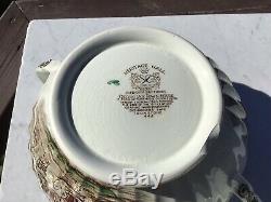 Johnson Brothers Heritage Hall Large Soup Toureen With Cover 4411 Ironstone