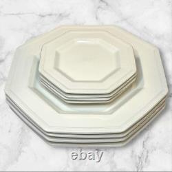 Johnson Brothers Heritage White Plates England Set of 8 Great Condition