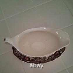 Johnson Brothers His Majesty Gravy Boat & Underplate EUC Wild Turkey 8 1/8L