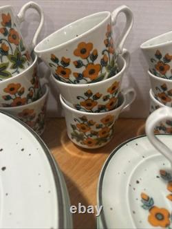 Johnson Brothers Ironstone Chelsea Collection Cheyne 29 Piece Vintage Flower
