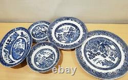 Johnson Brothers, Johnson Bros Willow Blue 46-Piece Dinnerware Set lot