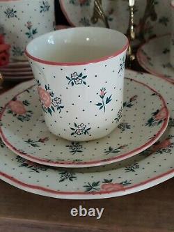 Johnson Brothers Monticello Set of 27