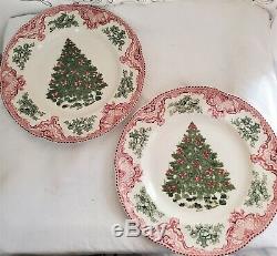 Johnson Brothers Old Britain Castles Christmas Tree Dinner Plates Set of 4