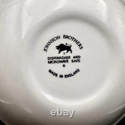 Johnson Brothers REGENCY 5 7/8 Coupe Cereal Bowls SET/3 England White Swirl VTG