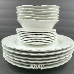 Johnson Brothers Regency (6) Large Dinner (8) Bread Plates (6) Cereal Bowls Set