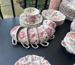 Johnson Brothers Rose Chintz Ironstone made in England68 Piece Black Label O1