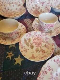 Johnson Brothers Rose Chintz pattern 4 Person dinner Set New Original Box