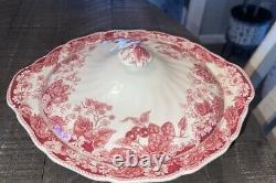 Johnson Brothers STRAWBERRY FAIR Round Covered Vegetable Bowl w Lid-MINT