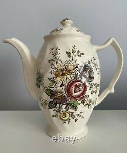 Johnson Brothers Sheraton Coffee Pot & Lid 6 Cups Made In England Vintage