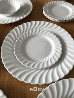 Johnson Brothers Snowhite Regency White Five Place Settings / 28 Pcs