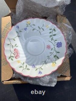 Johnson Brothers Summer Chintz Set