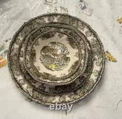 Johnson Brothers The Friendly Village Dinnerware Collection 88 Piece Set