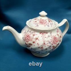Johnson Brothers Villa Roses Teapot w Lid RARE Pattern Made in England Johnson Brothers Villa Roses Teapot w Lid RARE Pattern Made in England