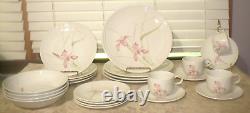 Johnson Brothers Vogue 24 Piece Place Dinnerware Set Rare