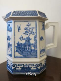 Johnson Brothers WILLOW BLUE COLLECTIBLES (ACCESSORIES) Figurine Pitcher