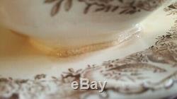 Johnson Brothers Wild Turkey Native American Gravy Boat. Attached Plate