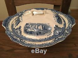 Johnson Brothers round vegetable / soup serving bowl in Old Britain Castles Blue