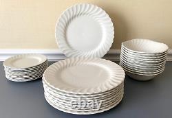 Lot of 30Johnson Brothers Plates/Bowls/Bread Plates Regency Swirl Ironstone 1E1