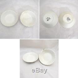 Lot of 32 Johnson Brothers Ironstone White Swirl Cup Saucer Dinner Plate Bowl