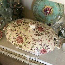 Lovely Johnson Bros Huge Rose Chintz Soup Tureen