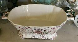 Lovely Johnson Bros Huge Rose Chintz Soup Tureen