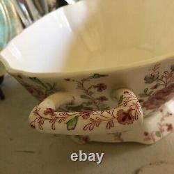 Lovely Johnson Bros Huge Rose Chintz Soup Tureen