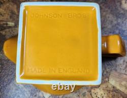 MCM Johnson Bros Ironstone ORANGE 4 cups/4 saucers 1 Creamer 1 Gravy 1 extra cup