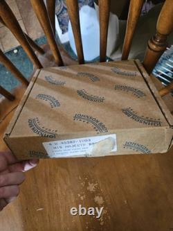 MINT Heritage Johnson Brothers 4 Cups, 12 Saucers, 2 Turkey Platters Colonial