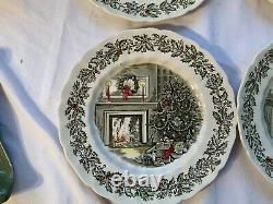 Merry Christmas Johnson Brothers Set of 4 Dinner / Buffer Plates 10 3/4