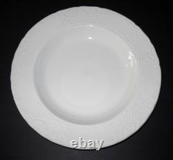 NEW Set of 4 Johnson Brothers 9-3/8 Richmond White Rimmed Soup Bowls England