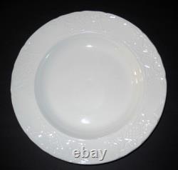 NEW Set of 4 Johnson Brothers 9-3/8 Richmond White Rimmed Soup Bowls England