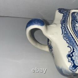 Old Britain Castles Blue by Johnson Brothers England teapot with lid EXCELLENT