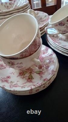 PINK ROSE 20 Piece Lot Setting For 4 Vintage Johnson Brothers Chintz Pink