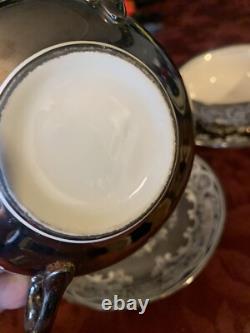 Pareek Johnson Bros. Mirror Lustre Extremely Rare 3 Soup Bowls & Saucers MINT