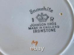 RARE MCM Johnson Bros Snowhite Sahara 13pc Ironstone (Set 4) Mod Op Art 1960s RARE MCM Johnson Bros Snowhite Sahara 13pc Ironstone (Set 4) Mod Op Art 1960s