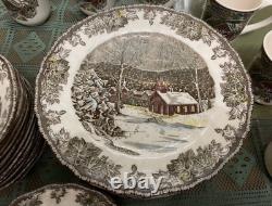 RARE VTG Johnson Brothers Friendly Village Sugar Maple Svc for 12