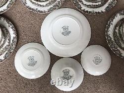 Rare Set of 24 pc Johnson Brothers Heritage Hall 4411 Series for 6 Dinner Set
