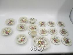Set Of 30 Pieces Johnson Bros. Sheraton Pattern England Cups/saucer/plates/bowls