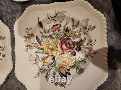 Set of 11 Johnson Brothers Garden Bouquet Square Plates 2 Plates Windsor Ware