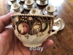 Set of 12 Johnson Bros Windsor Ware Thanksgiving & Christmas Dinner Plates