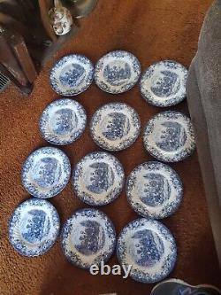 Set of 12 Johnson Brothers England Coaching Scenes 10 in. Dinner Plates