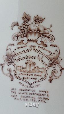 Set of (12) Johnson Brothers Windsor Ware HARVEST FRUIT Dinner Plates