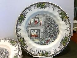 Set of 7 Johnson Brothers Merry Christmas 10 5/8 Dinner Plates