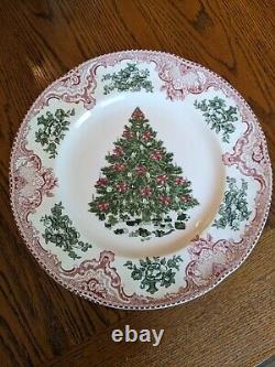 Set of 8 Dinner Plates Johnson Brothers Old Britain Castles Pink Christmas