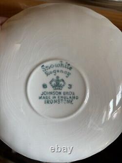 Snowhite regenoy Johnson Bros Made In England