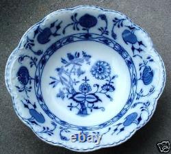 VEGETABLE BOWL round HOLLAND Flow Blue Johnson Bros